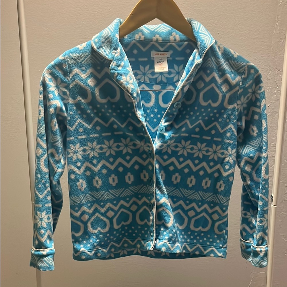 Joe Fresh NWOT Blue & White Heart/Snowflake Pattern Kids Pajama Top Size M $25